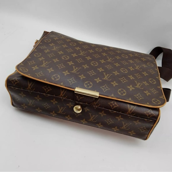 Louis Vuitton Abbesses Messenger Bag - Picture 3 of 9